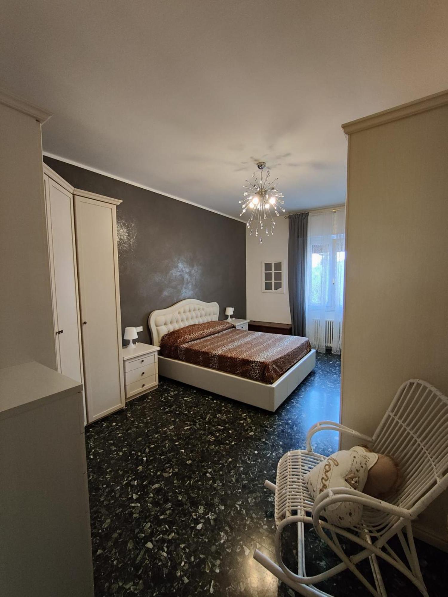 Elegante Appartamento 90 Mq Zona Corticella Fiera Bolonha Exterior foto
