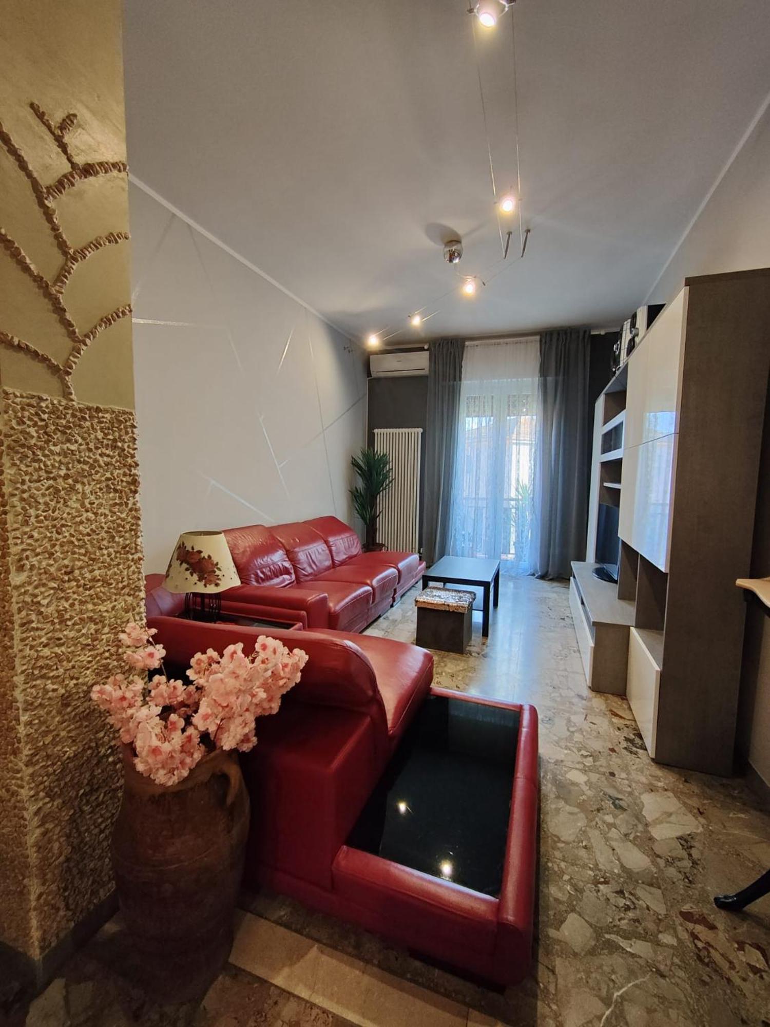 Elegante Appartamento 90 Mq Zona Corticella Fiera Bolonha Exterior foto